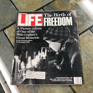 VINTAGE LIFE MAGAZINE FEBRUARY 1990